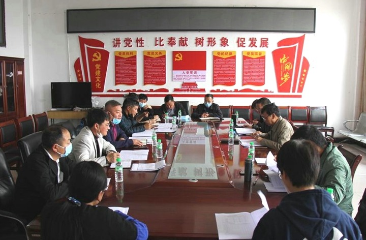 集团总司理高建嵩一行到金发煤业公司调研