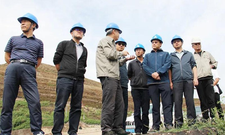 集团党委委员、、副总司理张清一行赴先锋煤业调研