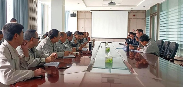 云煤（6008集团官方网站）集团清静检查组到先锋化工公司开展春节前清静生产检查