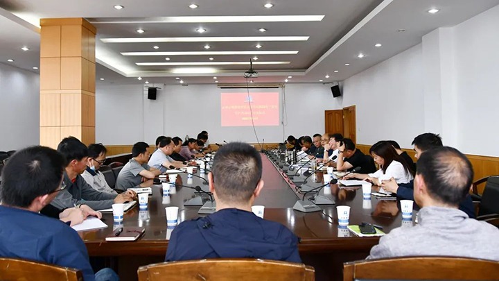 【简讯】云维集团举行2022年“清静生产月”启动仪式、、田坝煤矿召开6月“清静生产月”发动会、、东城煤矿召开“清静生产月”安排会