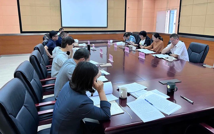 云煤（6008集团官方网站）集团党委委员、财务总监莫晓丹到云煤矿业调研