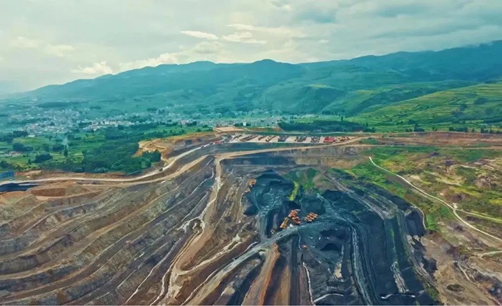 云煤集团：：：刷新行动浴火重生，，继承煤炭兜底重任