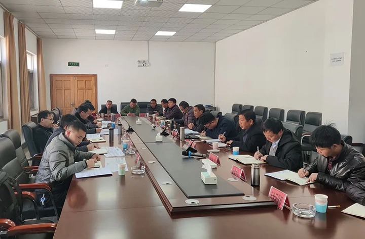 云煤（6008集团官方网站）集团验收组到陆东煤矿公司开展复工复产验收事情