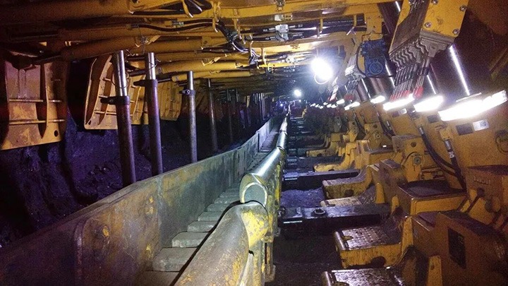 【简讯】陆东煤矿公司216-205W综采事人情初采乐成