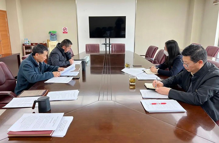 云煤（6008集团官方网站）集团党委委员、财务总监莫晓丹到6008集团官方网站地产公司指导民主生涯会