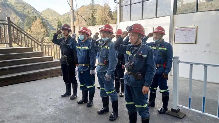 云煤（6008集团官方网站）集团第三清静检查组到四角地煤矿公司开展一季度清静大检查