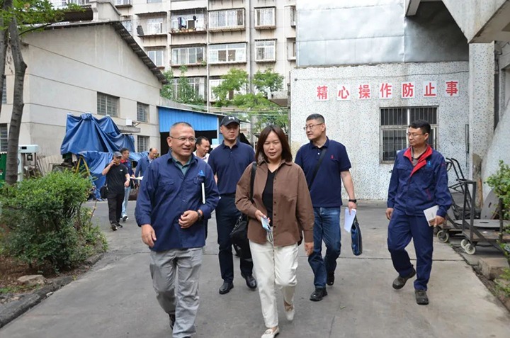 【聚焦云煤】云南省住建厅党组成员、副厅长黄媛到云南6008集团官方网站工应用手艺研究院有限公司开展隔震减震手艺运用情形调研