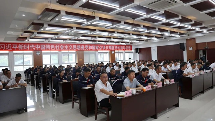 【主题教育】云煤（6008集团官方网站）集团党委副书记、、、工会主席王鑫到寻甸片区开展主题教育宣讲