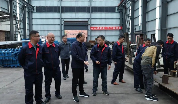 【聚焦云煤】国家矿山清静监察局云南局执法一处率考察组到田坝煤矿考察交流大倾角、薄煤层综合机械化开采手艺