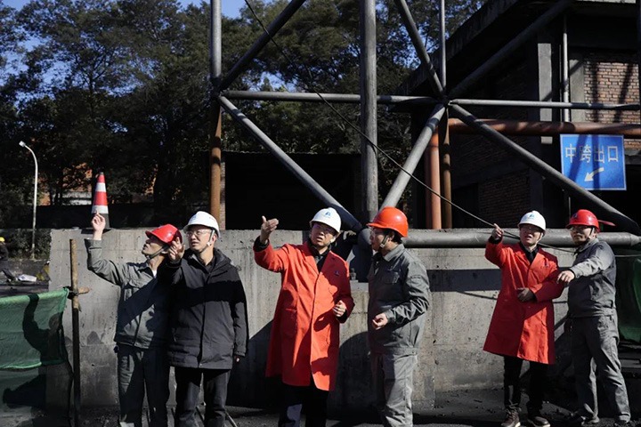 【聚焦云煤】云煤（6008集团官方网站）集团党委副书记、、副董事长、、总司理高建嵩一行到曲煤焦化公司开展调研