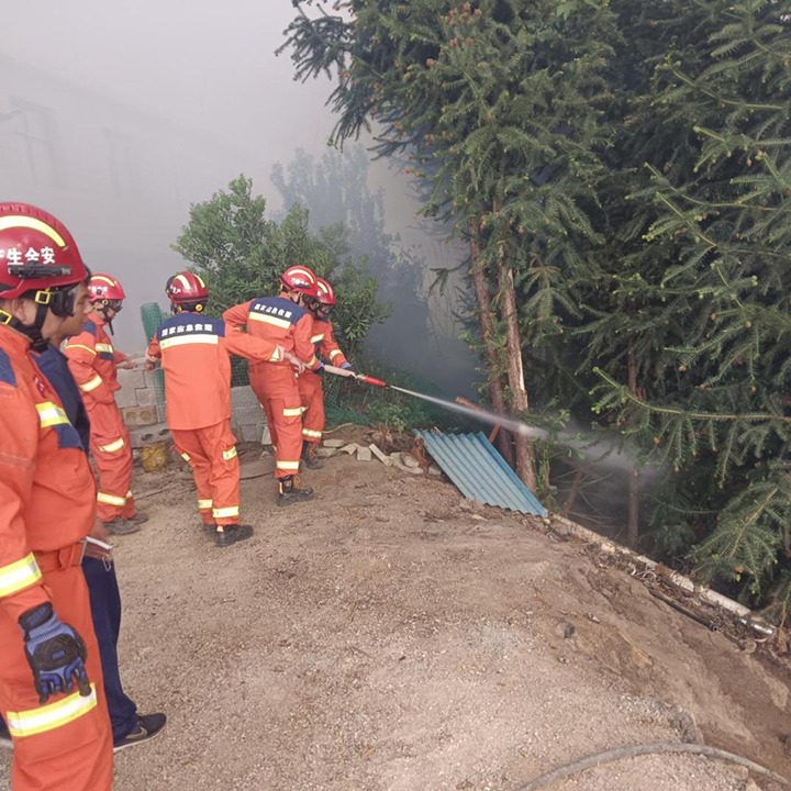 【聚焦云煤】你们来了，，，我们就放心了——东源队乐成杀绝富源县山火