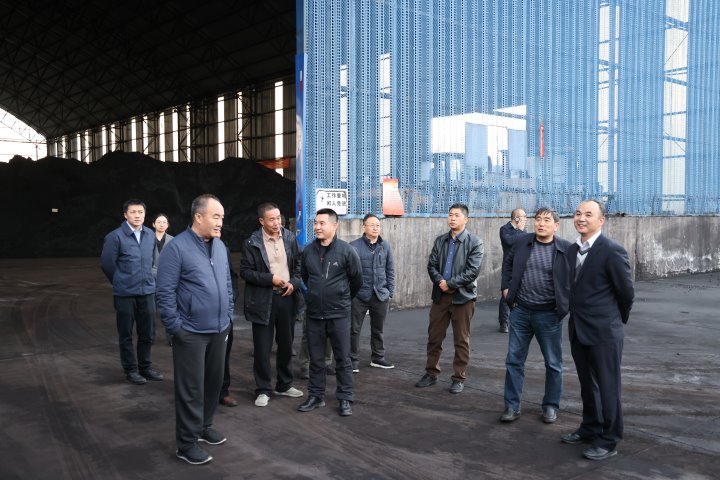 云南省煤炭生意中心、、能投物流公司到后所煤矿公司交流座谈