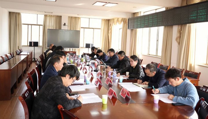 云煤集团党委委员、、、副总司理缪和星到后所煤矿公司调研