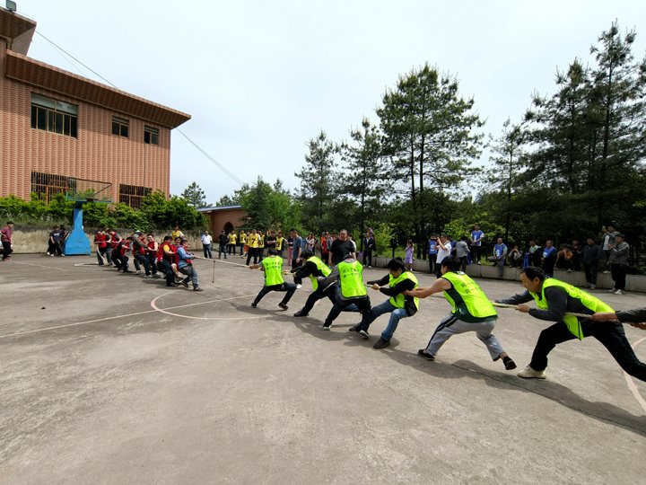 金发煤业开展庆！拔逡弧蔽奶寤疃
